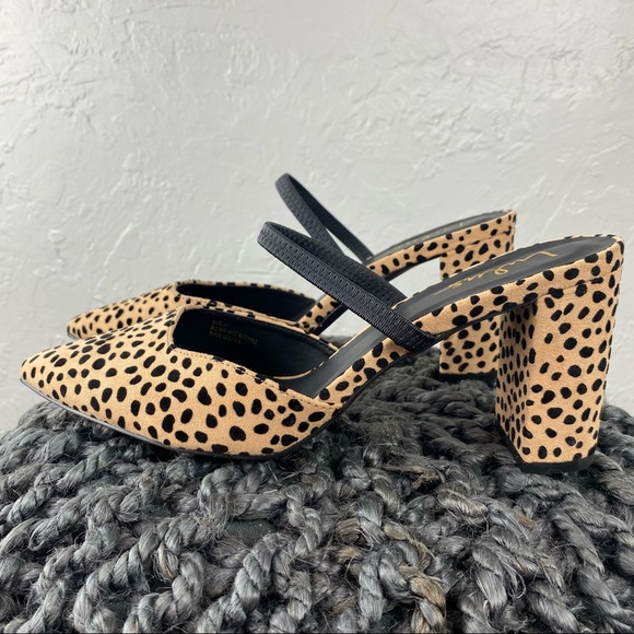 Lulu’s Cheetah print pointed toe mule heels sz 11 - Picture 2 of 9